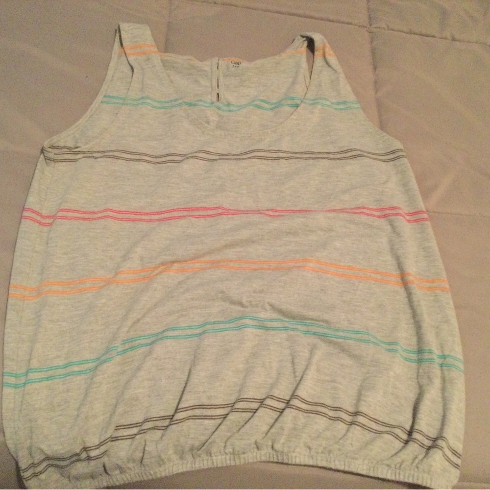 GAP sleeveless top